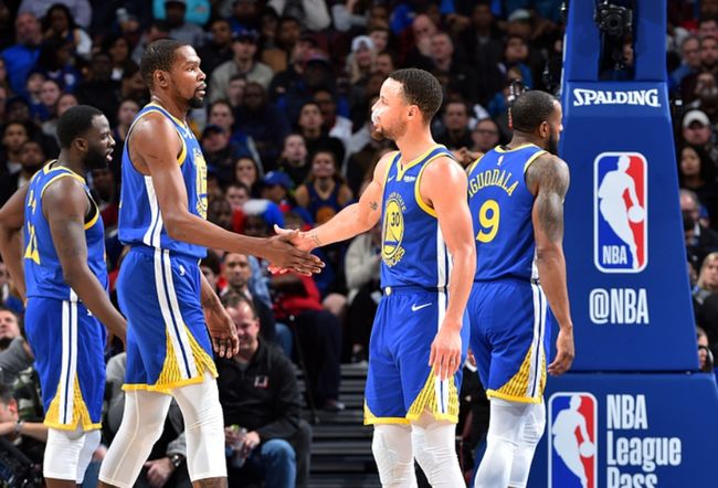 皇马官方：门迪右腿股二头肌肌肉受伤；据悉将缺阵至明年（皇马官宣：门迪右腿股二头肌受伤，预计缺阵至明年）