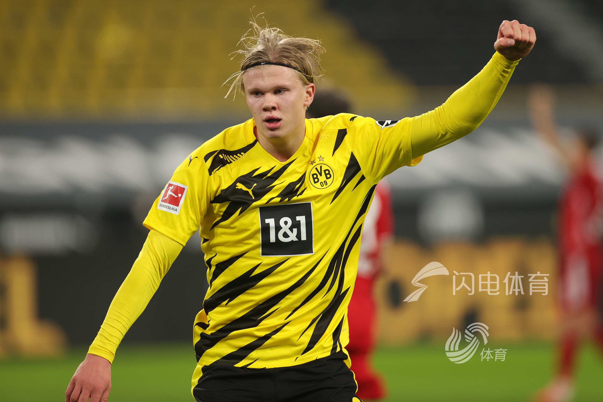 欧冠：皇马客场2-0完胜国际米兰（欧冠客场告捷：皇马2-0击败国际米兰）