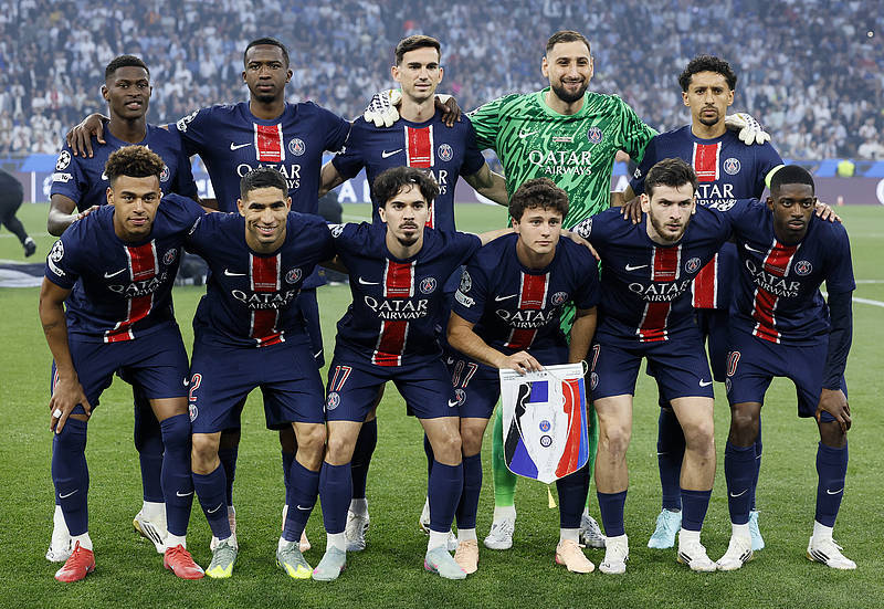 官方：拜仁明年1月6日将在客场与萨尔茨堡红牛进行友谊赛（官宣：拜仁将于明年1月6日客场对阵萨尔茨堡红牛进行友谊赛）