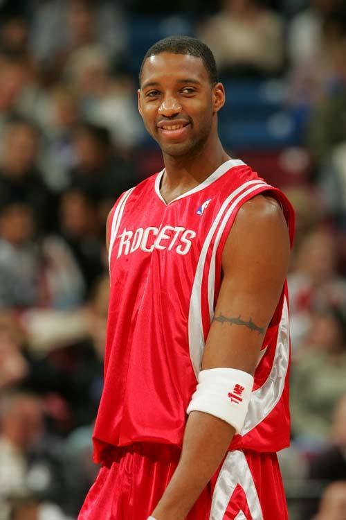 莫兰特35分 灰熊主场击败鹈鹕（莫兰特35分领衔，灰熊主场力克鹈鹕）