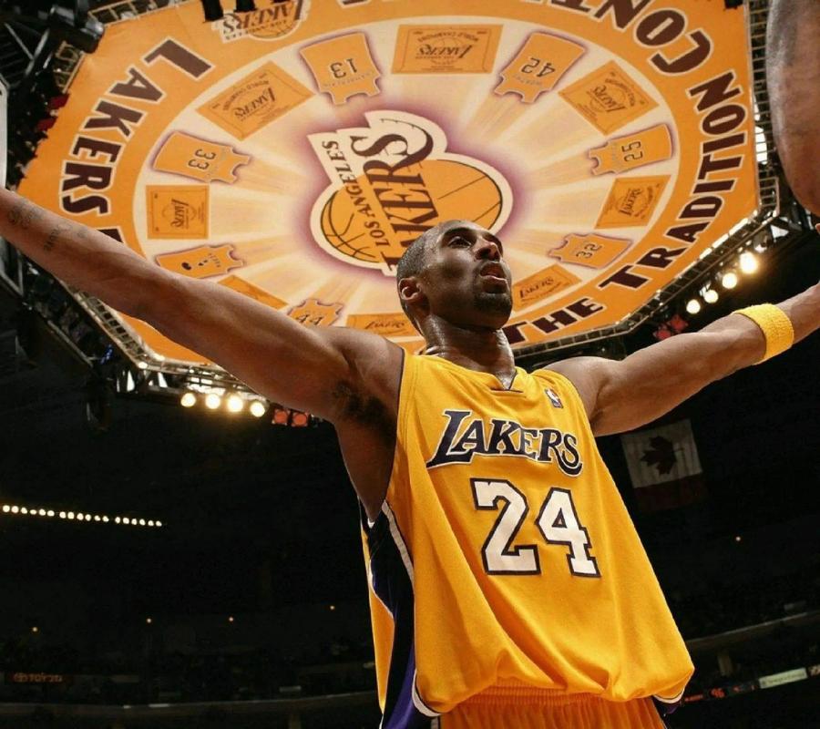 马克西表现不佳，本赛季得分首场不足20分（马克西状态低迷，本赛季首次得分未达20分）